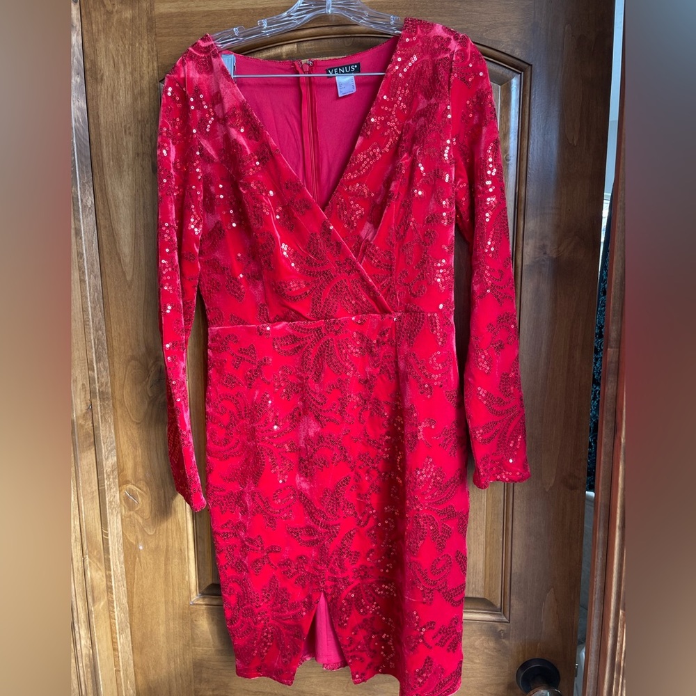 Venus Red Sequined Long Sleeved mini dress. Size 10